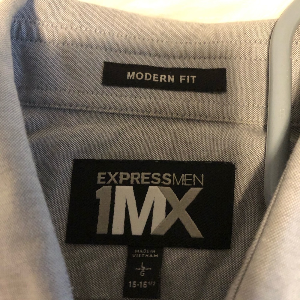 Express button up shirt - Picture 2 of 3
